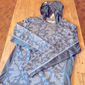 Huk Fishing 50 SPF hooded sun shirt